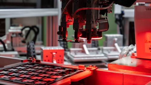 重慶國企改革向縱深推進 下好數(shù)字先手棋，打好轉型主動仗